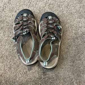 Keen hiking sandal women’s size 10